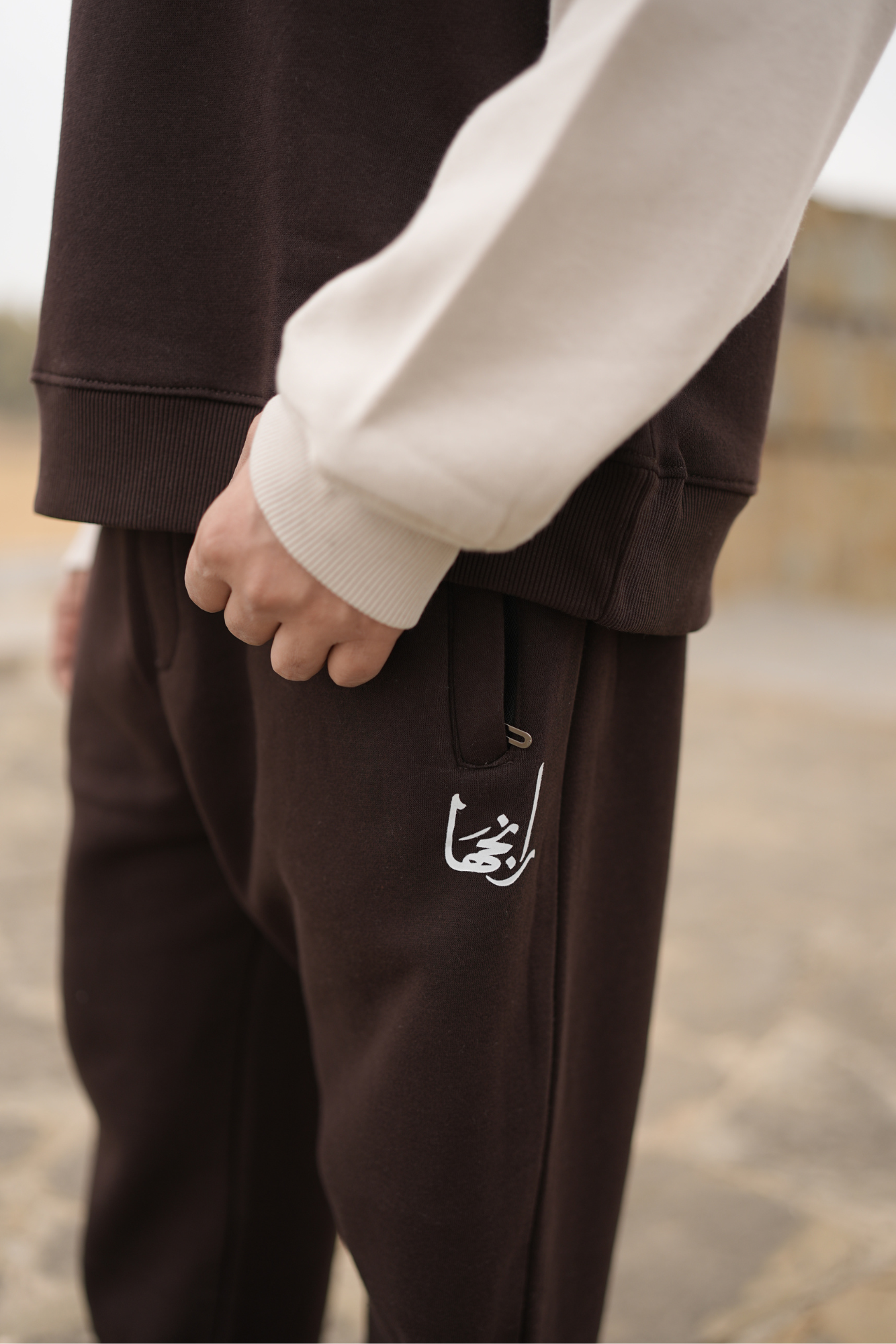 The "Raanjha" Signature Slouch